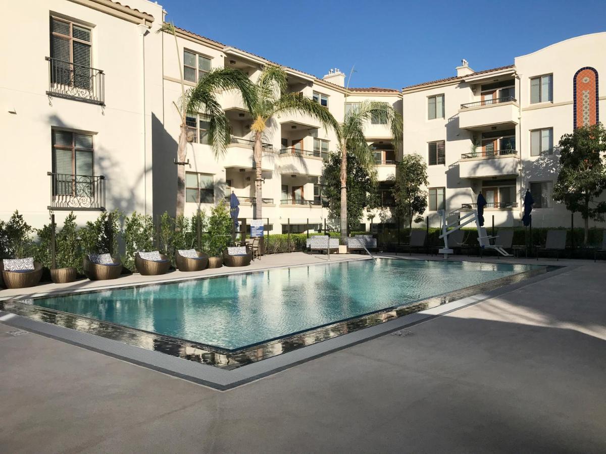 Perfect Apt Near Ucla W Parking Gym Pool Wifi In Westwood B3 Los Angeles Eksteriør bilde